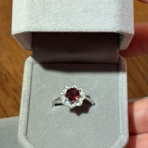 Elegant Natural Red Garnet w/ Zircon Gemstone Ring in 925 Sterling silver Sz 7